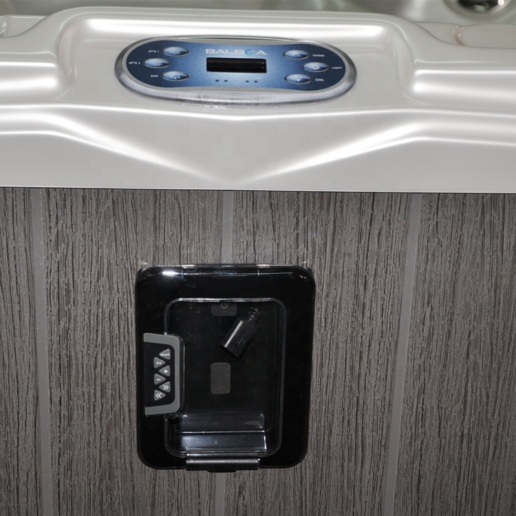 Deluxe Family Pool whirlpool O - Spa Wellness Family avaliação e preço